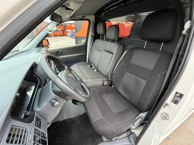 Μικρό βαν Toyota HiAce 4x4: φωτογραφία 14