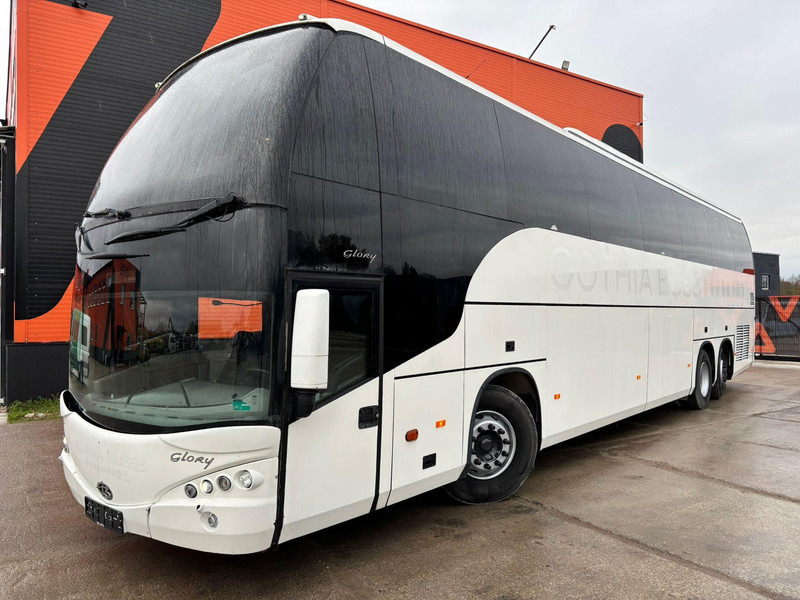 Volvo B12B Beulas Glory 6x2*4 61 SEATS / AC / AUXILIARY HEATING / WC - Πούλμαν: φωτογραφία 3 Volvo B12B Beulas Glory 6x2*4 61 SEATS / AC / AUXILIARY HEATING / WC - Πούλμαν: φωτογραφία 3