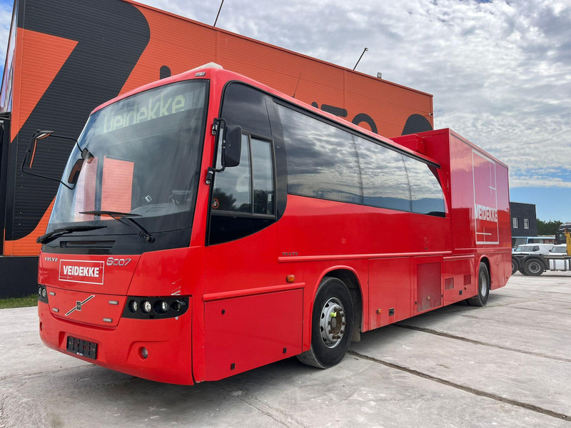 Volvo B12M 4x2 14 SEATS / AC / AUXILIARY HEATING / WC / KITCHEN - Προαστιακό λεωφορείο: φωτογραφία 1 Volvo B12M 4x2 14 SEATS / AC / AUXILIARY HEATING / WC / KITCHEN - Προαστιακό λεωφορείο: φωτογραφία 1