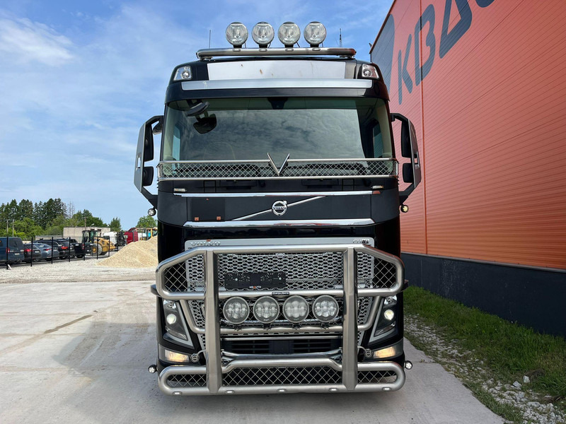 Volvo FH 16 750 6x4 GCW 76 ton / TANDEM AXLE LIFT - Τράκτορας: φωτογραφία 2 Volvo FH 16 750 6x4 GCW 76 ton / TANDEM AXLE LIFT - Τράκτορας: φωτογραφία 2