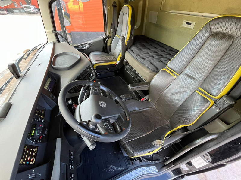 Μίσθωση Volvo FH 16 750 6x4 GCW 90 ton / RETARDER Volvo FH 16 750 6x4 GCW 90 ton / RETARDER: φωτογραφία 18