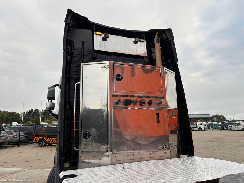 Μίσθωση Volvo FH 16 750 6x4 GCW 90 ton / RETARDER Volvo FH 16 750 6x4 GCW 90 ton / RETARDER: φωτογραφία 14