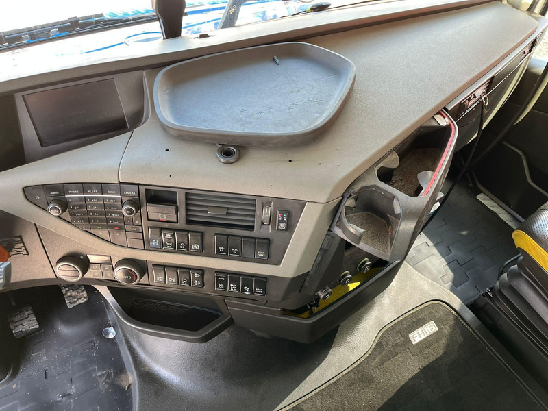 Μίσθωση Volvo FH 16 750 6x4 HYDRAULICS Volvo FH 16 750 6x4 HYDRAULICS: φωτογραφία 18 Μίσθωση Volvo FH 16 750 6x4 HYDRAULICS Volvo FH 16 750 6x4 HYDRAULICS: φωτογραφία 18