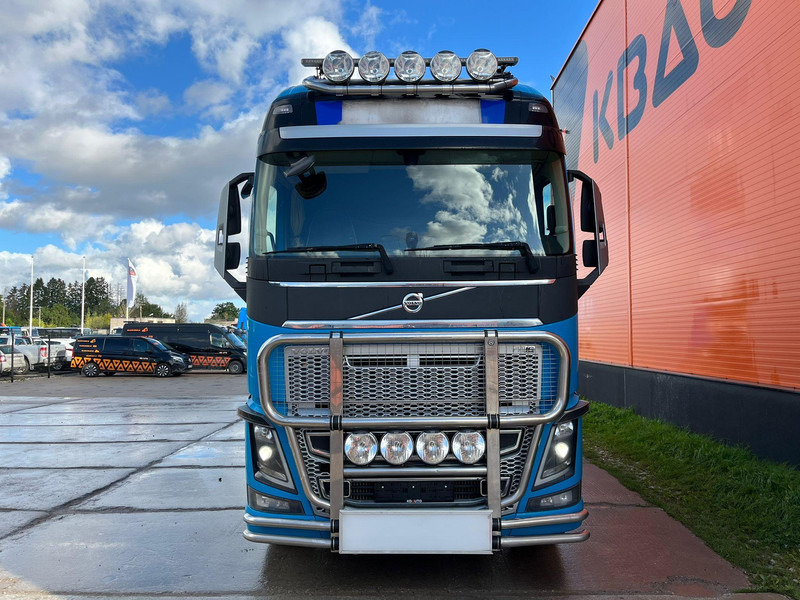 Volvo FH 16 750 8x4 GCW 130 ton / GLOBE XL / HYDRAULICS / BIG AXLES - Τράκτορας: φωτογραφία 2 Volvo FH 16 750 8x4 GCW 130 ton / GLOBE XL / HYDRAULICS / BIG AXLES - Τράκτορας: φωτογραφία 2