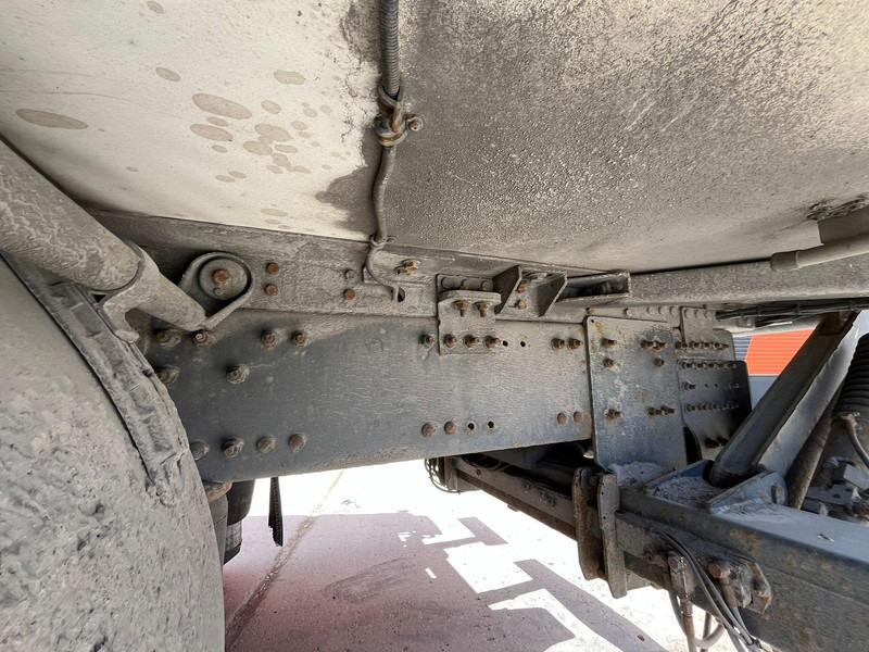 Φορτηγό σασί Volvo FH 460 6x2*4 FOR SALE AS CHASSIS / CHASSIS L=7400 mm: φωτογραφία 11