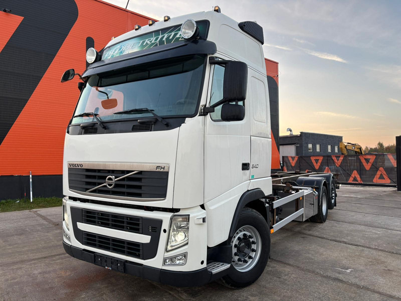 Volvo FH 540 6x2 LOW CHECKED MILEAGE ! / RETARDER / CHASSIS L=6975 mm - Φορτηγό σασί: φωτογραφία 2 Volvo FH 540 6x2 LOW CHECKED MILEAGE ! / RETARDER / CHASSIS L=6975 mm - Φορτηγό σασί: φωτογραφία 2