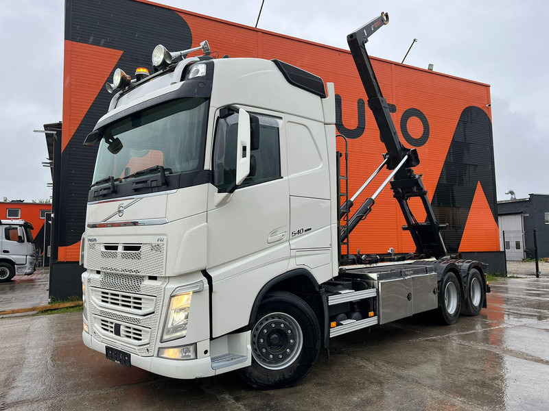 Volvo FH 540 6x4 HIAB 21 ton / L=5600 mm / RETARDER / TANDEM AXLE LIFT - Φορτηγό φόρτωσης γάντζου: φωτογραφία 2 Volvo FH 540 6x4 HIAB 21 ton / L=5600 mm / RETARDER / TANDEM AXLE LIFT - Φορτηγό φόρτωσης γάντζου: φωτογραφία 2