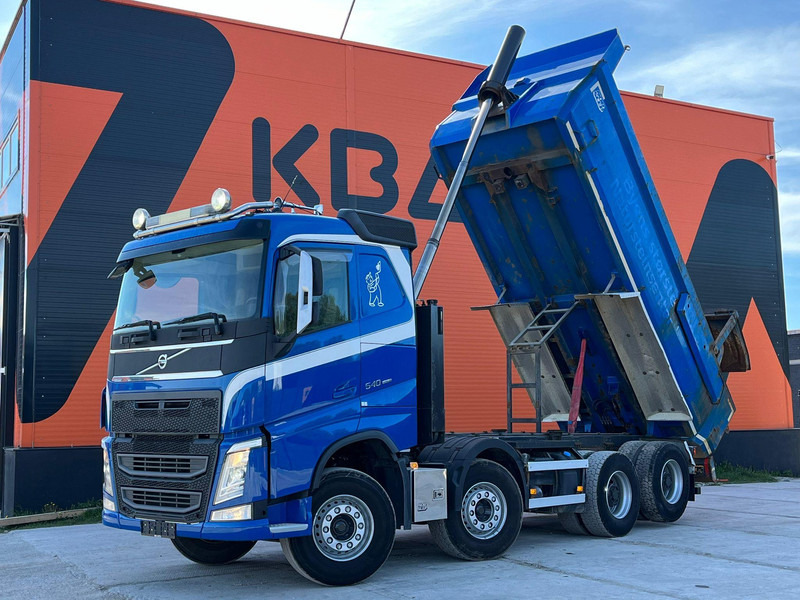 Volvo FH 540 8x4 TANDEM AXLE LIFT / BIG AXLES / BOX L=5712 mm - Φορτηγό ανατρεπόμενο: φωτογραφία 2 Volvo FH 540 8x4 TANDEM AXLE LIFT / BIG AXLES / BOX L=5712 mm - Φορτηγό ανατρεπόμενο: φωτογραφία 2