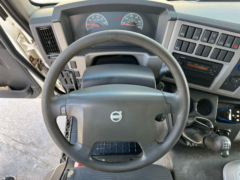 Φορτηγό ψυγείο Volvo FL 240 4x2 SUPRA 750 / BOX L=7188 mm / 3 & 7 GEAR FAILURE: φωτογραφία 16