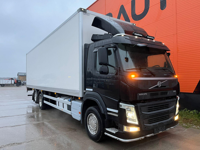 Volvo FM 420 6x2 ADBLUE PROGRAMMED OFF / BOX HEATING / BOX L=9977 mm - Φορτηγό κόφα: φωτογραφία 3 Volvo FM 420 6x2 ADBLUE PROGRAMMED OFF / BOX HEATING / BOX L=9977 mm - Φορτηγό κόφα: φωτογραφία 3