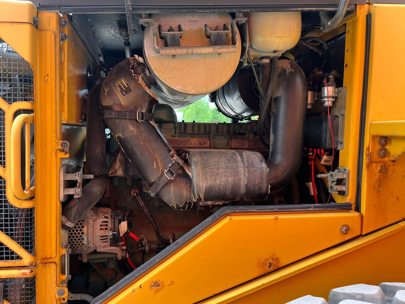 Ελαστιχοφόρος φορτωτής Volvo L 90 F 4x4 CENTRAL LUBRICATION / AC: φωτογραφία 16