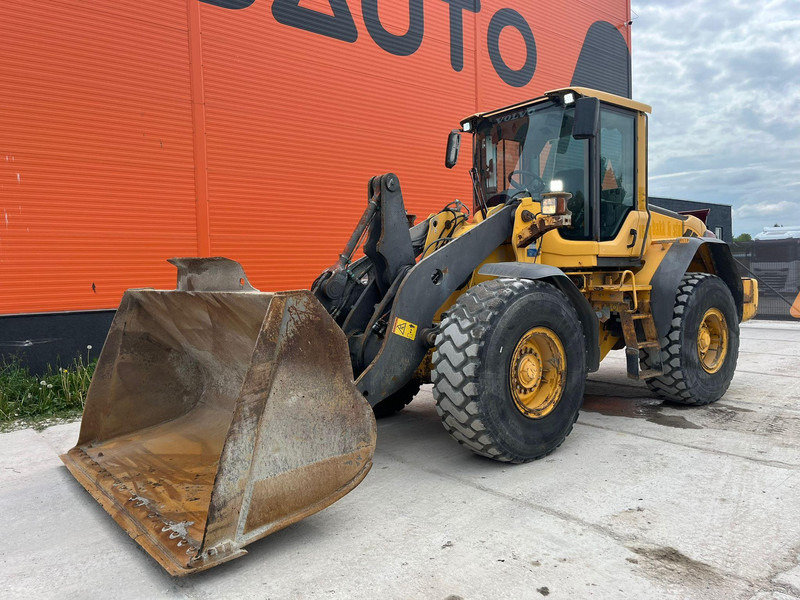 Volvo L 90 F 4x4 CENTRAL LUBRICATION / AC - Ελαστιχοφόρος φορτωτής: φωτογραφία 2 Volvo L 90 F 4x4 CENTRAL LUBRICATION / AC - Ελαστιχοφόρος φορτωτής: φωτογραφία 2