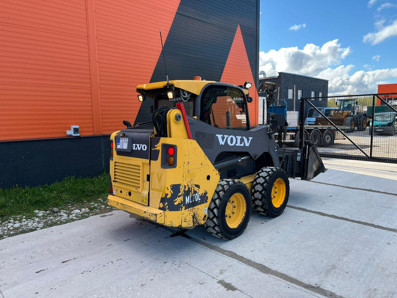 Ελαστιχοφόρος φορτωτής Volvo MC 70 C: φωτογραφία 6