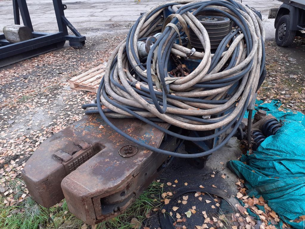 Wibromłot elektryczny TOMEN VM2-2000 do larsenów - Παρελκόμενα για Κατασκευή μηχανήματα: φωτογραφία 1 Wibromłot elektryczny TOMEN VM2-2000 do larsenów - Παρελκόμενα για Κατασκευή μηχανήματα: φωτογραφία 1