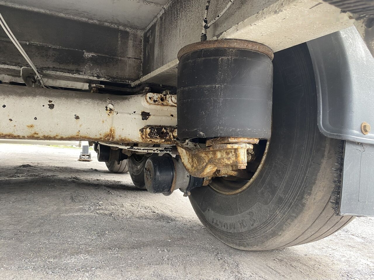 Επικαθήμενο ανατρεπόμενο Benalu: φωτογραφία 14