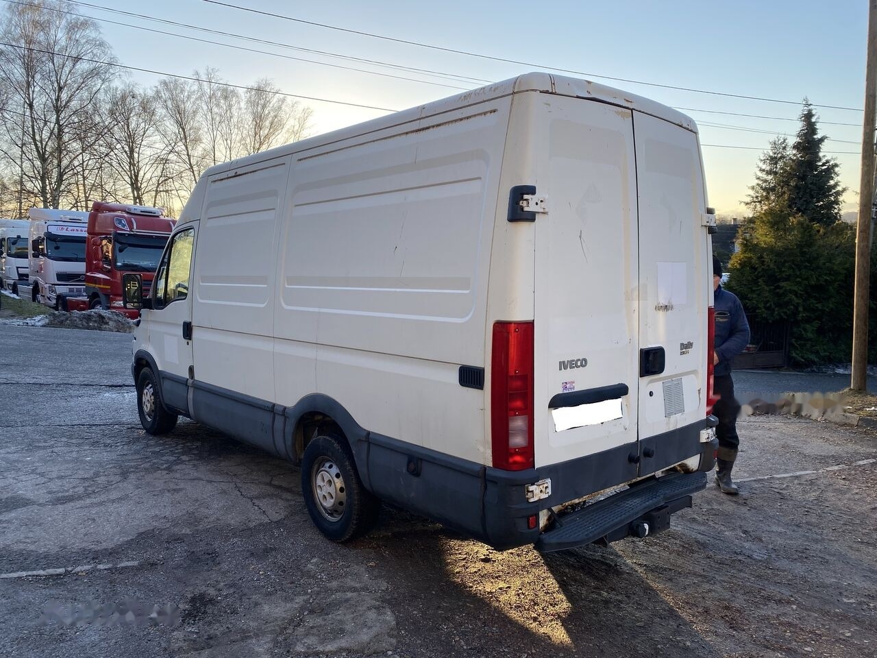 IVECO Daily 35S12 - Βαν: φωτογραφία 3 IVECO Daily 35S12 - Βαν: φωτογραφία 3