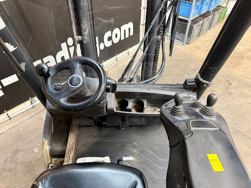 Linde H30D-02 - Πετρελαιοκίνητο περονοφόρο: φωτογραφία 5 Linde H30D-02 - Πετρελαιοκίνητο περονοφόρο: φωτογραφία 5