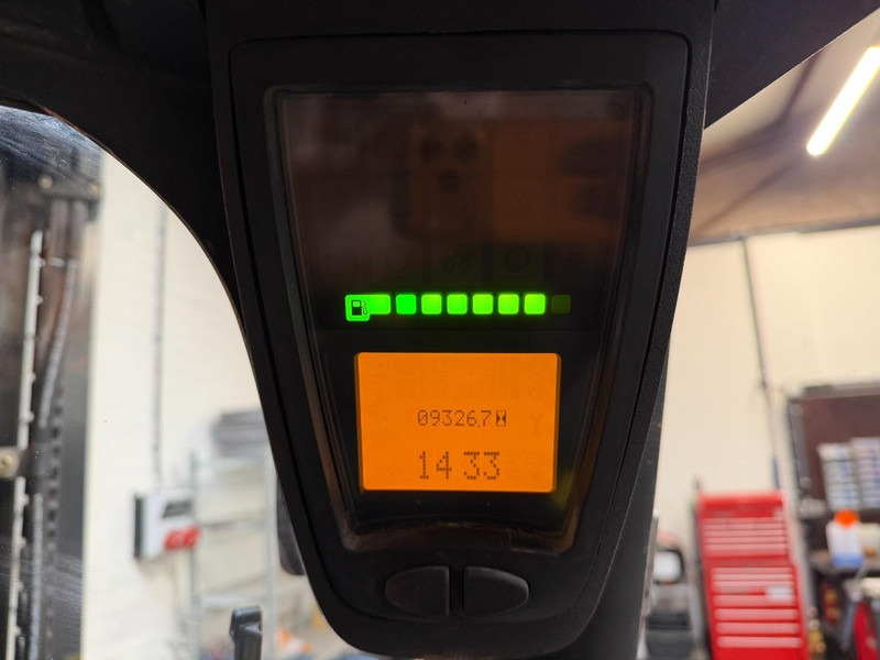 Πετρελαιοκίνητο περονοφόρο Linde H30D-02: φωτογραφία 6 Πετρελαιοκίνητο περονοφόρο Linde H30D-02: φωτογραφία 6