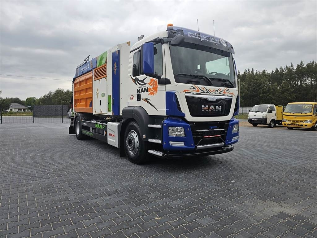 MAN RSP ESE 18/4-KM Saugbagger vacuum cleaner excavato - Όχημα εκκένωσης βόθρων: φωτογραφία 2 MAN RSP ESE 18/4-KM Saugbagger vacuum cleaner excavato - Όχημα εκκένωσης βόθρων: φωτογραφία 2