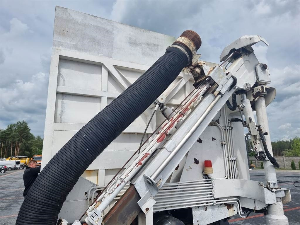 Όχημα εκκένωσης βόθρων MAN VMB VESTA MTS Saugbagger vacuum cleaner excavator: φωτογραφία 10