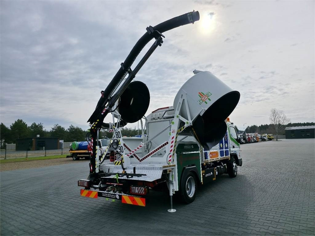 Mitsubishi CANTER odkurzacz koparka ssąca Saugbagger CITY SAU - Όχημα εκκένωσης βόθρων: φωτογραφία 1 Mitsubishi CANTER odkurzacz koparka ssąca Saugbagger CITY SAU - Όχημα εκκένωσης βόθρων: φωτογραφία 1
