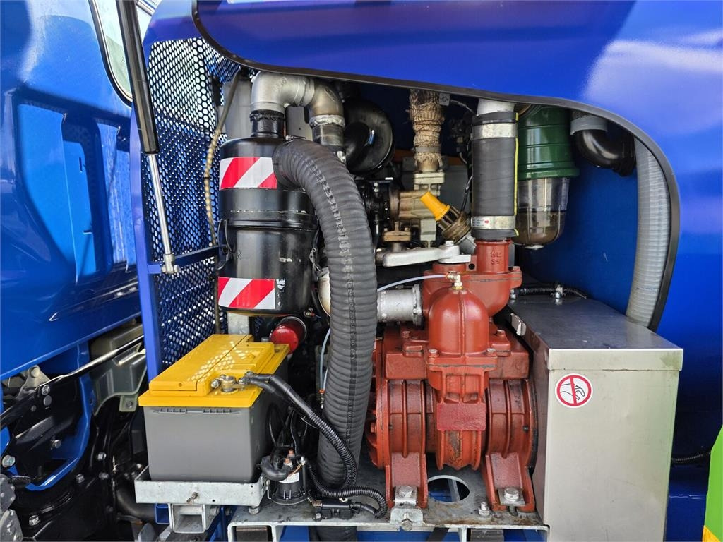 Όχημα εκκένωσης βόθρων Mitsubishi ROM SMART COMBI WUKO HOT WATER FOR CLEANING SEWAGE: φωτογραφία 10
