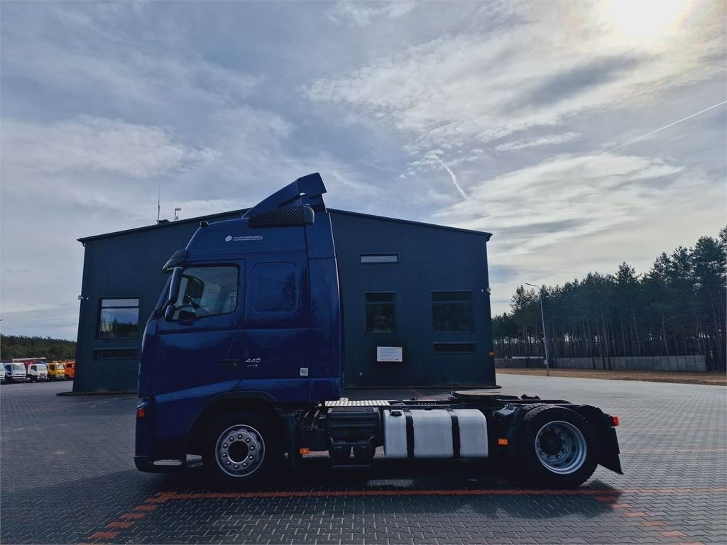 Volvo FH 13 440 - Τράκτορας: φωτογραφία 2 Volvo FH 13 440 - Τράκτορας: φωτογραφία 2