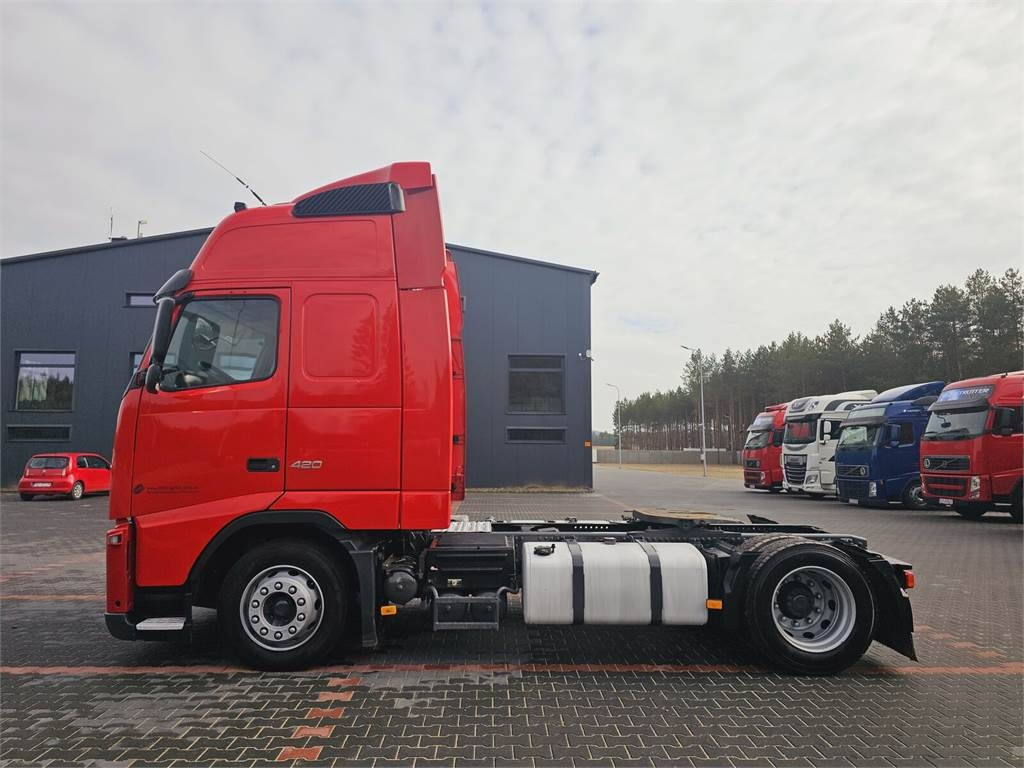 Volvo FH13 XXL EURO 5 2011 + KRONE MEGA RAISE - Τράκτορας: φωτογραφία 5 Volvo FH13 XXL EURO 5 2011 + KRONE MEGA RAISE - Τράκτορας: φωτογραφία 5