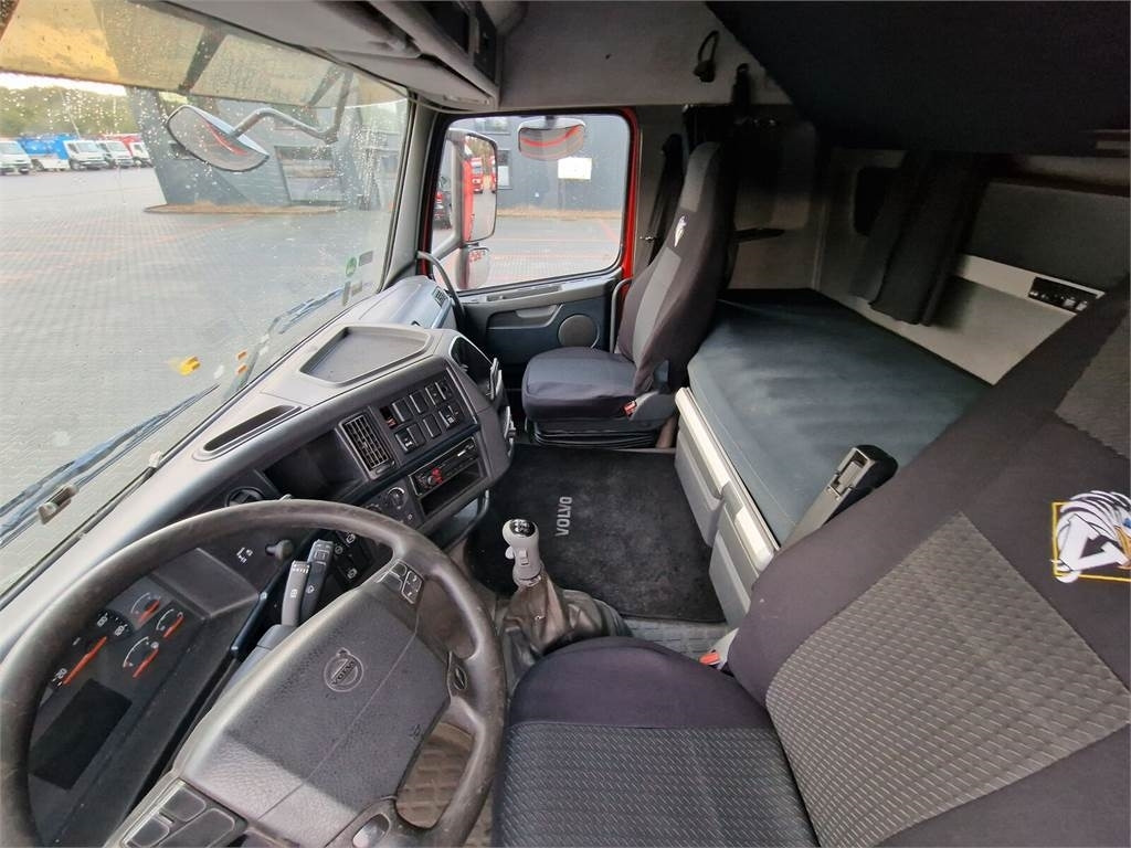 Volvo FH13 - Τράκτορας: φωτογραφία 5 Volvo FH13 - Τράκτορας: φωτογραφία 5