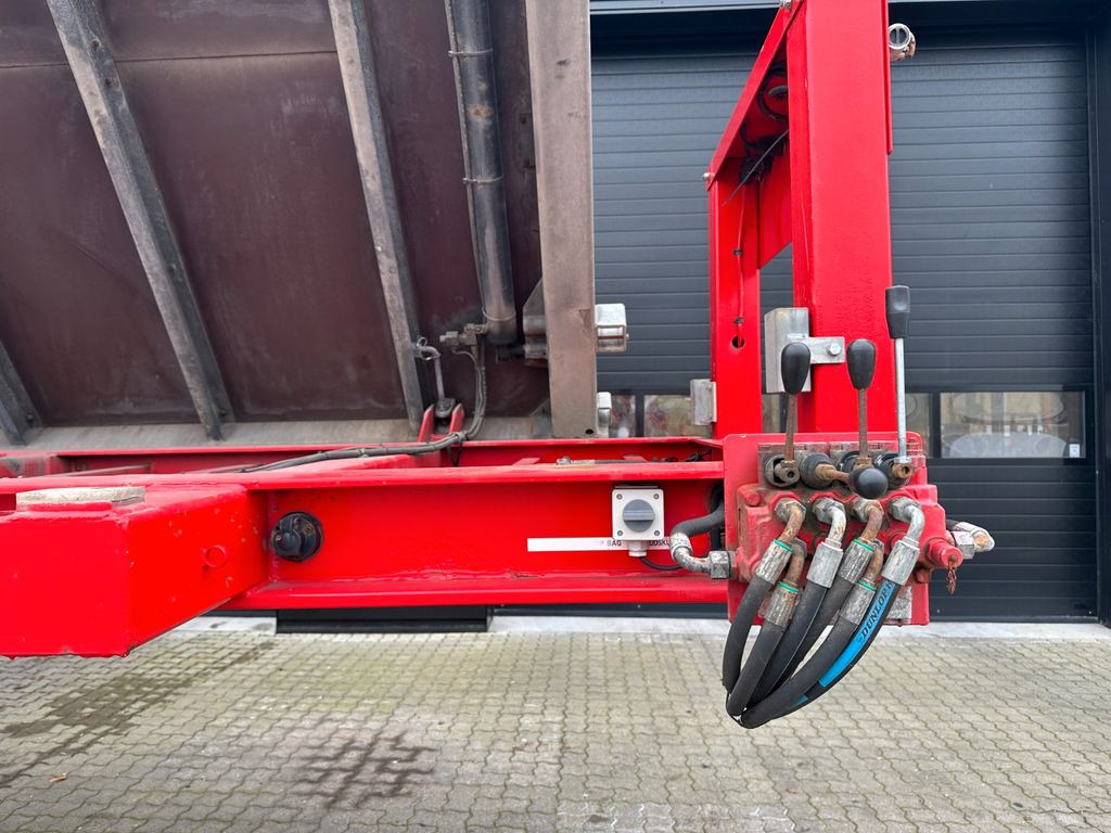 Faymonville Flandria 3 achs Schräglader Faymonville Flandria 3 achs Schräglader - Επικαθήμενο με χαμηλό δάπεδο: φωτογραφία 3 Faymonville Flandria 3 achs Schräglader Faymonville Flandria 3 achs Schräglader - Επικαθήμενο με χαμηλό δάπεδο: φωτογραφία 3