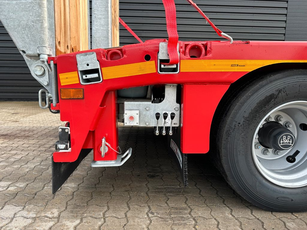 Faymonville Maxtrailer MAX 600 4 achs anhänger Faymonville Maxtrailer MAX 600 4 achs anhänger - Επικαθήμενο με χαμηλό δάπεδο: φωτογραφία 5 Faymonville Maxtrailer MAX 600 4 achs anhänger Faymonville Maxtrailer MAX 600 4 achs anhänger - Επικαθήμενο με χαμηλό δάπεδο: φωτογραφία 5