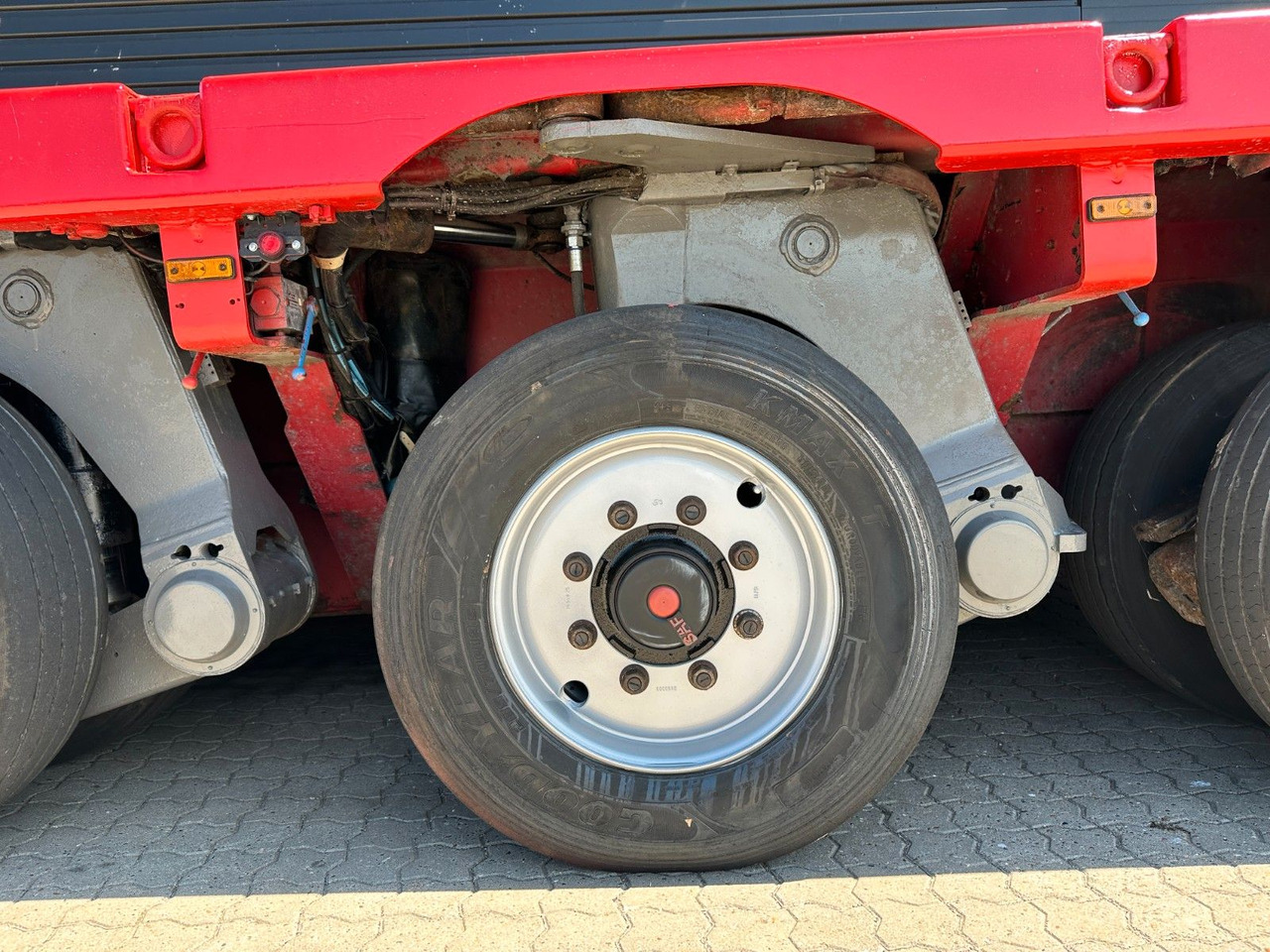 Faymonville Variomax 3+5 - Επικαθήμενο με χαμηλό δάπεδο: φωτογραφία 4 Faymonville Variomax 3+5 - Επικαθήμενο με χαμηλό δάπεδο: φωτογραφία 4