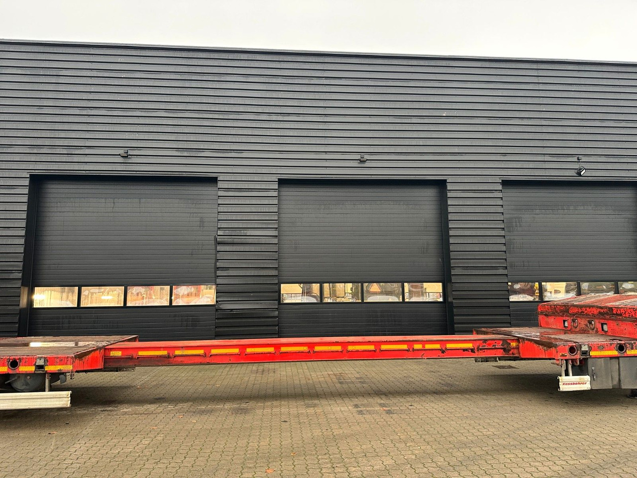 Επικαθήμενο με χαμηλό δάπεδο Kässbohrer 4 achs tieflader / ausziehbar: φωτογραφία 11