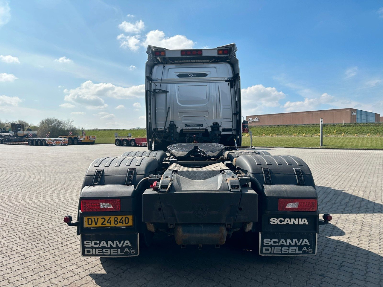 Scania R 730 6x4 Scania R 730 V8 6x4 - Τράκτορας: φωτογραφία 4 Scania R 730 6x4 Scania R 730 V8 6x4 - Τράκτορας: φωτογραφία 4