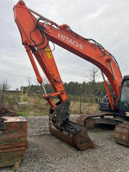 Hitachi ZX210LC 6 - Ερπυστριοφόρος εκσκαφέας: φωτογραφία 2 Hitachi ZX210LC 6 - Ερπυστριοφόρος εκσκαφέας: φωτογραφία 2