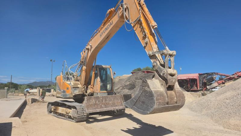 Hyundai Robex 235 LCR-9 - Ερπυστριοφόρος εκσκαφέας: φωτογραφία 2 Hyundai Robex 235 LCR-9 - Ερπυστριοφόρος εκσκαφέας: φωτογραφία 2