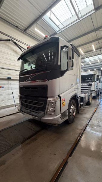 Volvo FH 500 - Τράκτορας: φωτογραφία 2 Volvo FH 500 - Τράκτορας: φωτογραφία 2