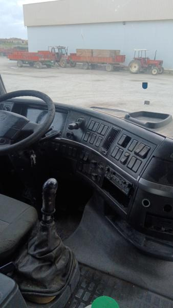 Volvo FH12 430 - Τράκτορας: φωτογραφία 5 Volvo FH12 430 - Τράκτορας: φωτογραφία 5