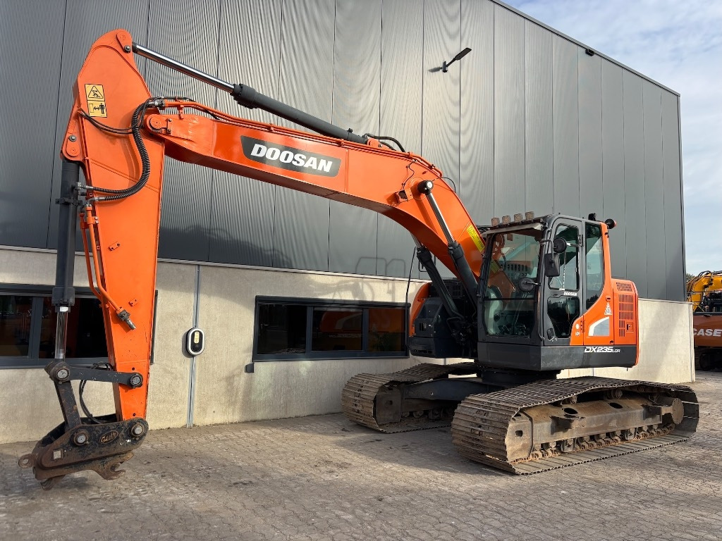 Doosan DX 235 LCR-5 - DX235 - DX235LCR - 235 - Ερπυστριοφόρος εκσκαφέας: φωτογραφία 1 Doosan DX 235 LCR-5 - DX235 - DX235LCR - 235 - Ερπυστριοφόρος εκσκαφέας: φωτογραφία 1