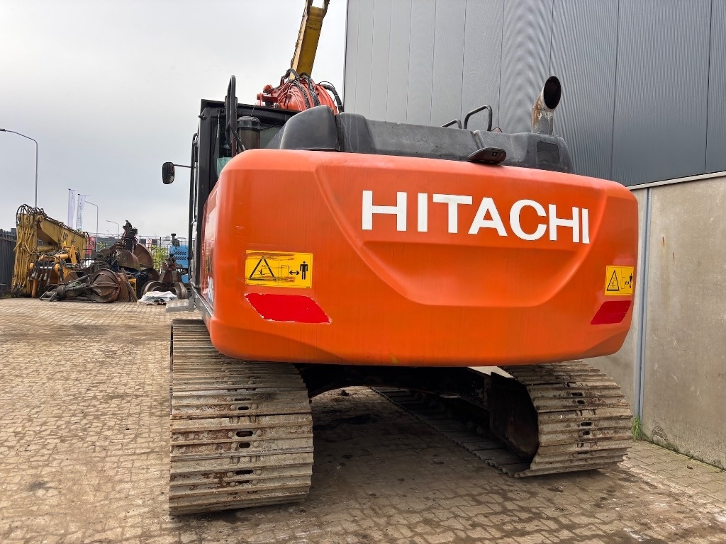 Hitachi ZX 210 LC-6 - ZX210LC - Ερπυστριοφόρος εκσκαφέας: φωτογραφία 4 Hitachi ZX 210 LC-6 - ZX210LC - Ερπυστριοφόρος εκσκαφέας: φωτογραφία 4