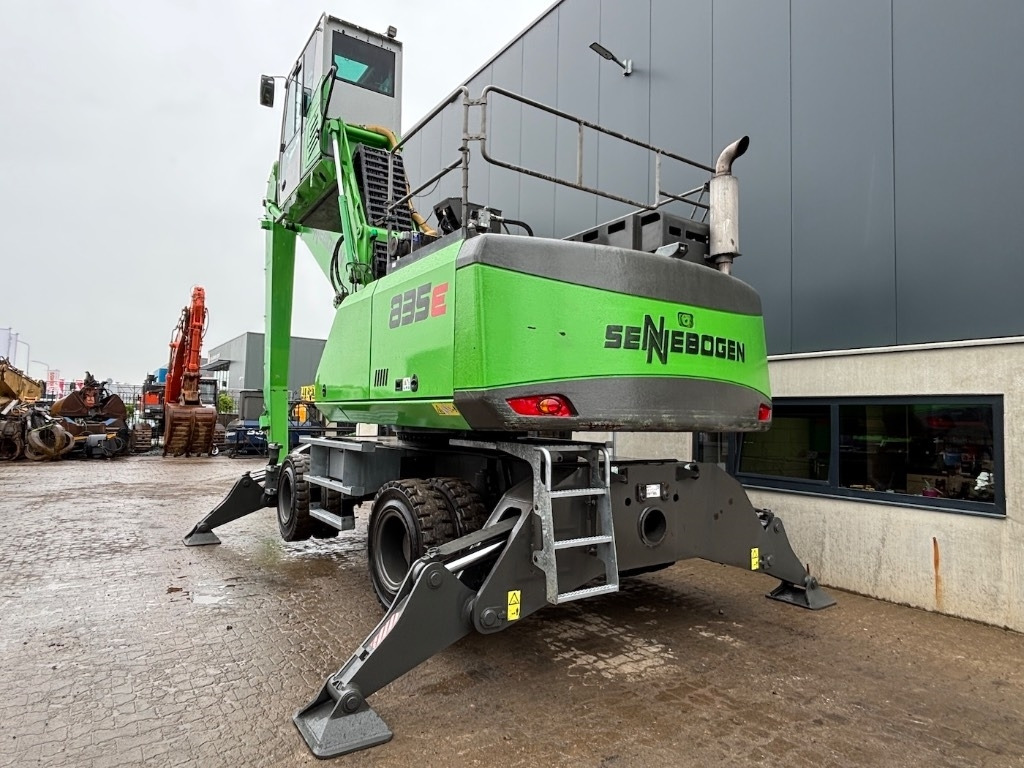 Sennebogen 835 M - 835 E - 835E - 835M - Μηχάνημα Διαχείρισης Υλικών: φωτογραφία 4 Sennebogen 835 M - 835 E - 835E - 835M - Μηχάνημα Διαχείρισης Υλικών: φωτογραφία 4