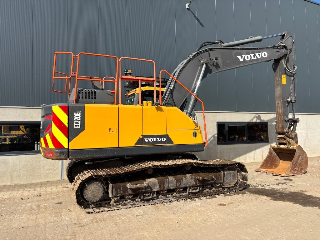 Volvo EC 220 E L - EC220EL - 220EL - Ερπυστριοφόρος εκσκαφέας: φωτογραφία 5 Volvo EC 220 E L - EC220EL - 220EL - Ερπυστριοφόρος εκσκαφέας: φωτογραφία 5