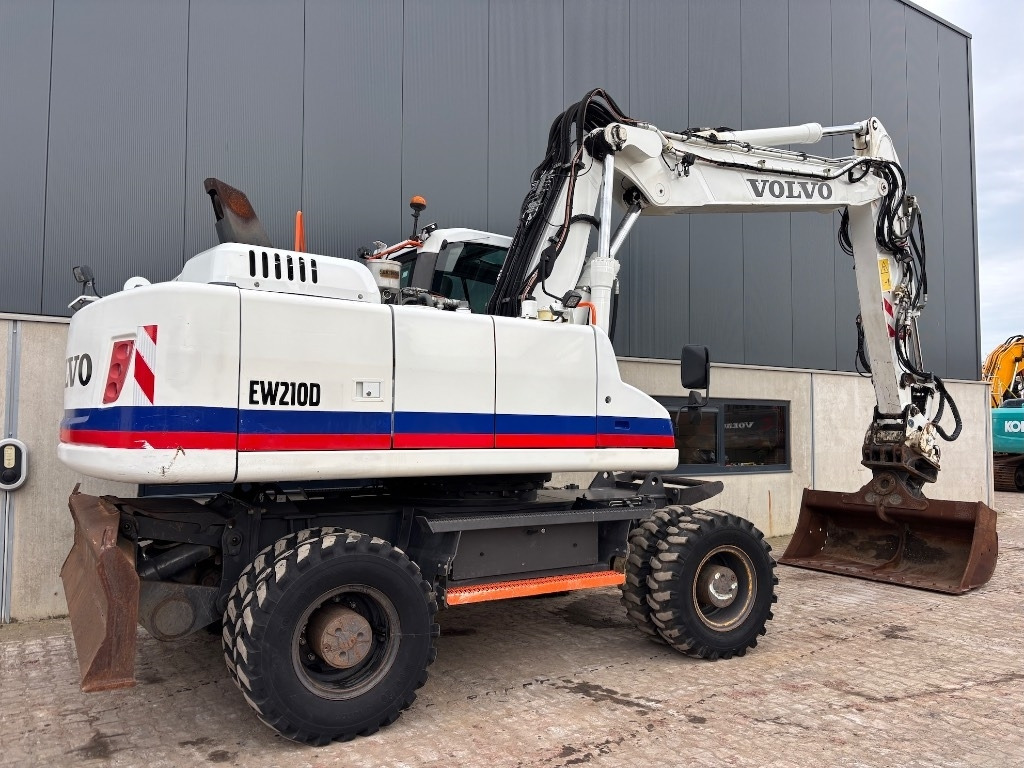 Τροχοφόρος εκσκαφέας Volvo EW 210 D - EW210 - EW210D - EW 180 - EW 240: φωτογραφία 7