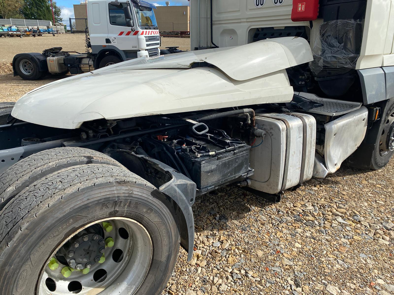 Τράκτορας DAF XF480: φωτογραφία 6 Τράκτορας DAF XF480: φωτογραφία 6