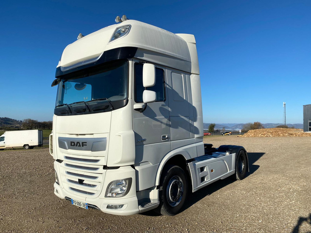 DAF XF530 Super Space Cab - Τράκτορας: φωτογραφία 1 DAF XF530 Super Space Cab - Τράκτορας: φωτογραφία 1
