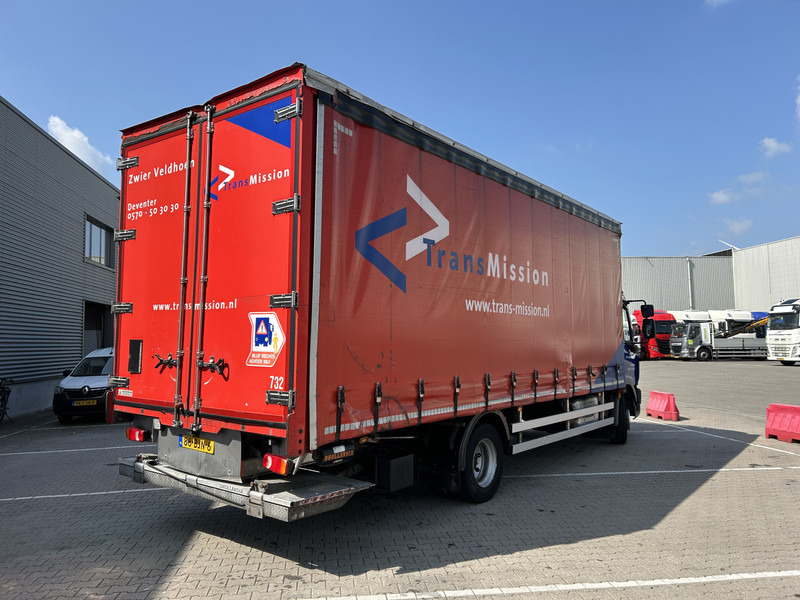 DAF LF 210 FA / 361 dkm / Curtainside / Loadlift / NL Truck - Φορτηγό μουσαμάς: φωτογραφία 2 DAF LF 210 FA / 361 dkm / Curtainside / Loadlift / NL Truck - Φορτηγό μουσαμάς: φωτογραφία 2