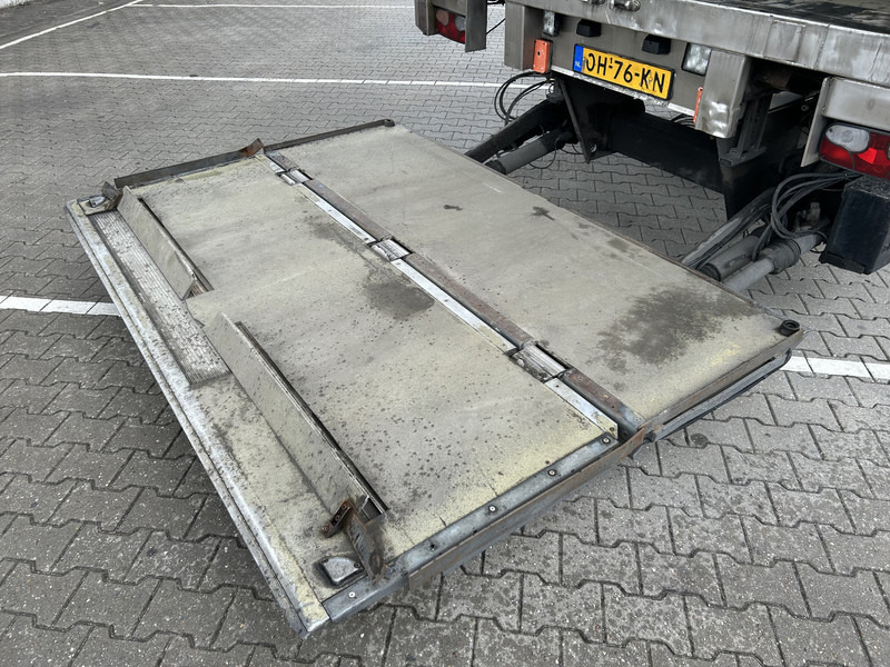 H.T.F HZO 39 / Heiwo / Isolated Box / Steer + Lift Axle / Loadlift 2500 kg - Επικαθήμενο κόφα: φωτογραφία 5 H.T.F HZO 39 / Heiwo / Isolated Box / Steer + Lift Axle / Loadlift 2500 kg - Επικαθήμενο κόφα: φωτογραφία 5