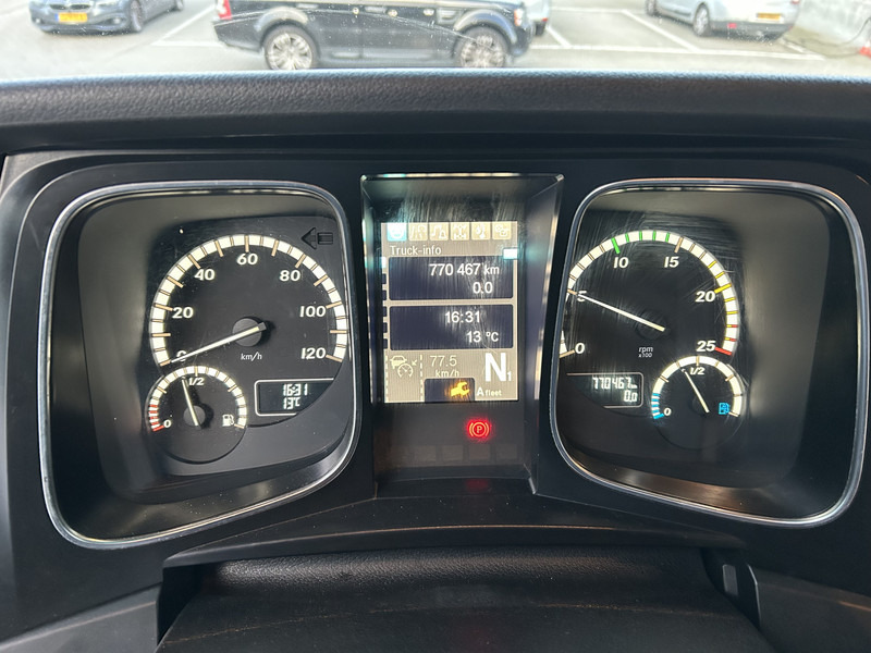 Mercedes-Benz Actros 1842 Bigspace / 770 dkm / Mega / New Tacho / Stand Klima / 2 Tanks - Τράκτορας: φωτογραφία 4 Mercedes-Benz Actros 1842 Bigspace / 770 dkm / Mega / New Tacho / Stand Klima / 2 Tanks - Τράκτορας: φωτογραφία 4