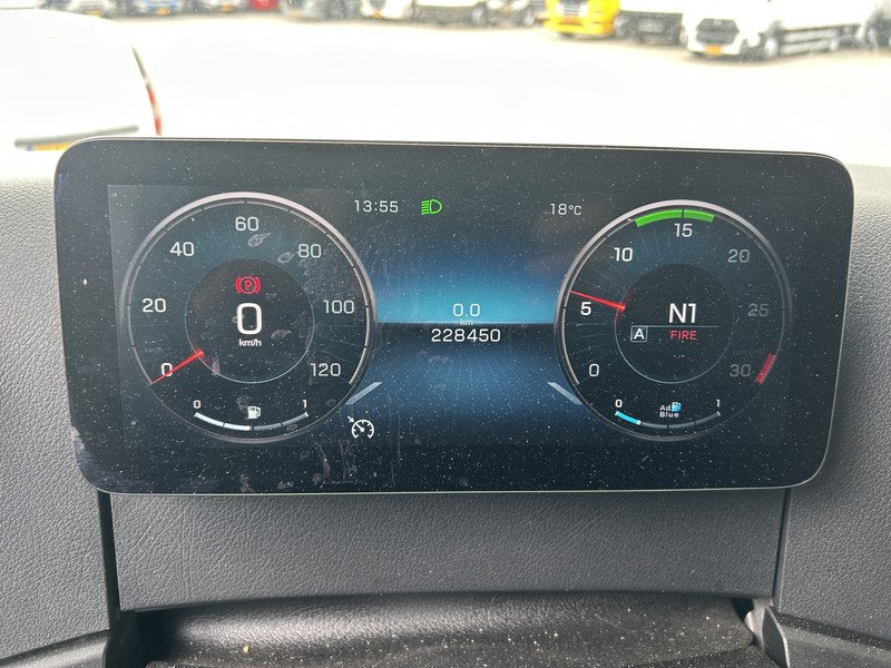 Mercedes-Benz Actros 2124 / Carrier Supra 850 -30 gr / Koeler / Laadklep / APK 03-26 - Φορτηγό ψυγείο: φωτογραφία 4 Mercedes-Benz Actros 2124 / Carrier Supra 850 -30 gr / Koeler / Laadklep / APK 03-26 - Φορτηγό ψυγείο: φωτογραφία 4