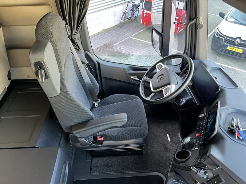 Mercedes-Benz Actros L 1845 Gigaspace / 2 Tanks / Stand Klima / APK TUV 11-25 - Τράκτορας: φωτογραφία 3 Mercedes-Benz Actros L 1845 Gigaspace / 2 Tanks / Stand Klima / APK TUV 11-25 - Τράκτορας: φωτογραφία 3